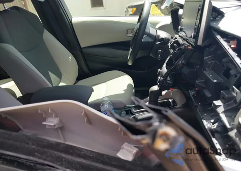 2020 Toyota Corolla Le z USA, uszkodzony, nr VIN JTDEPRAE9LJ113153